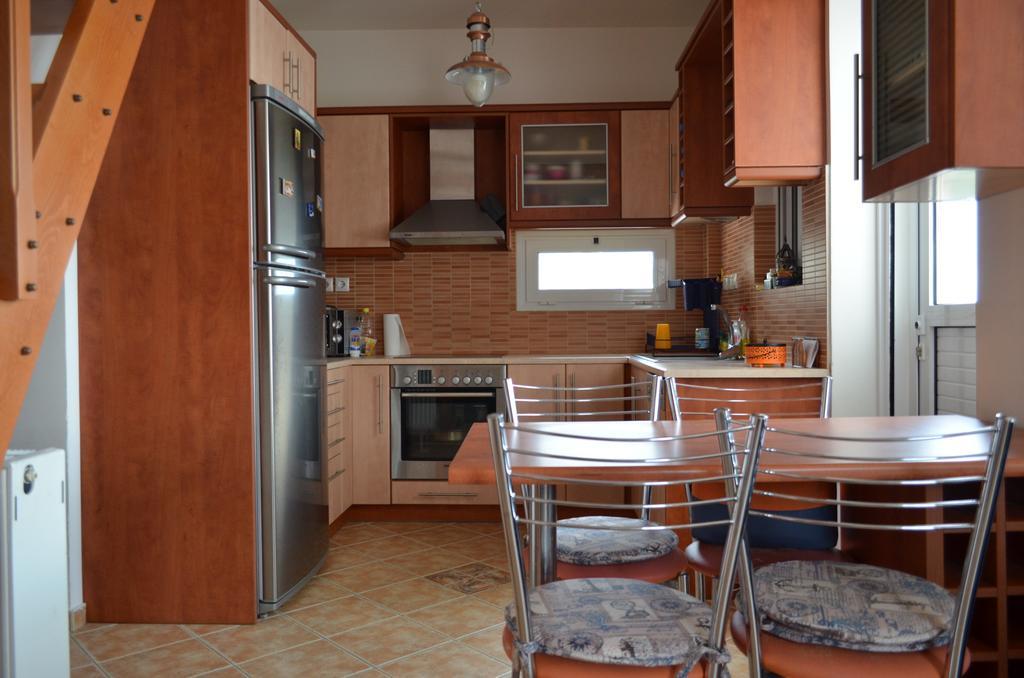 Giorgis Home Seafront Schinias Bagian luar foto